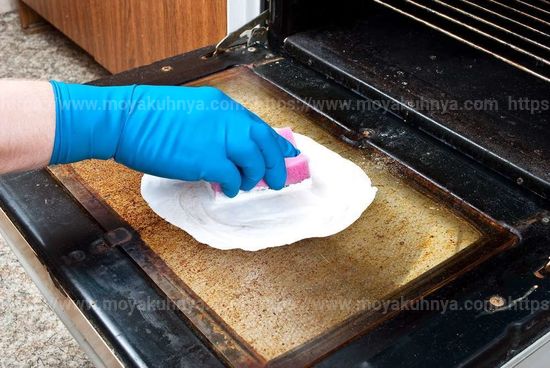 как почистить духовку в домашних условиях
