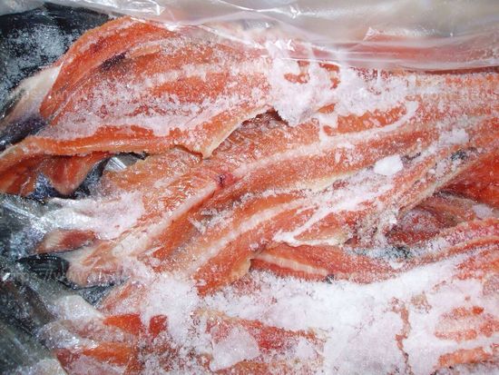 Однопорционная чистка замороженной рыбы