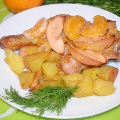 Курица в духовке с картошкой и яблоками