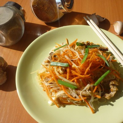 Салат из свинины и корейской моркови