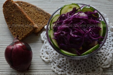 салат из краснокочанной капусты свежей с маслом