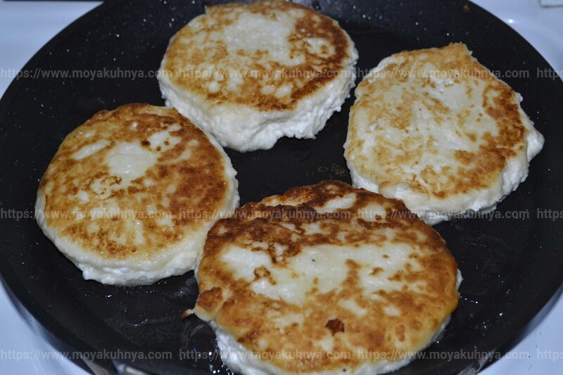 рецепт сырников с манкой +на сковороде