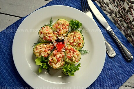 рецепт салата с крабовыми палочками и кукурузой