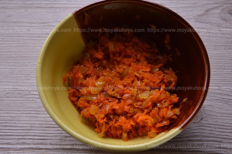 салат с жареным луком и морковью