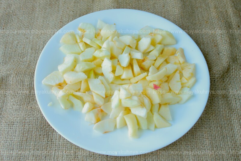 рецепт шарлотки с яблоками в духовке пышный