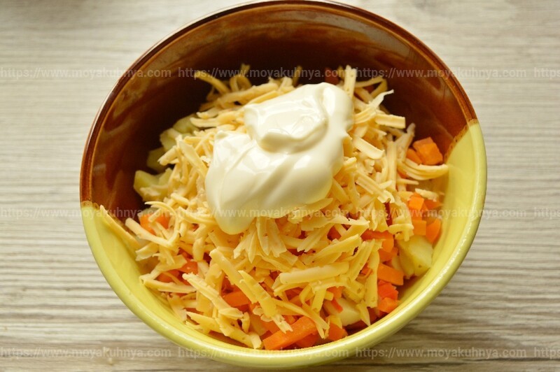 салат крабовые палочки с картошкой и морковкой