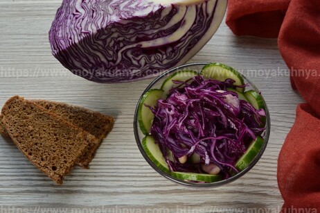 как приготовить салат из краснокочанной капусты