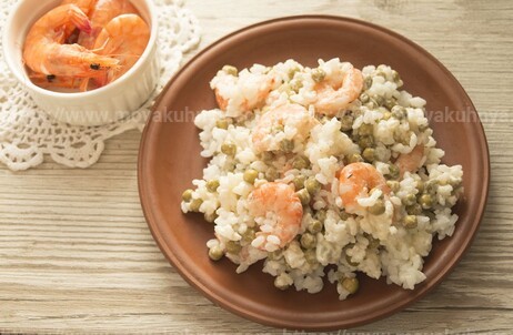вкусный салат с креветками и майонезом