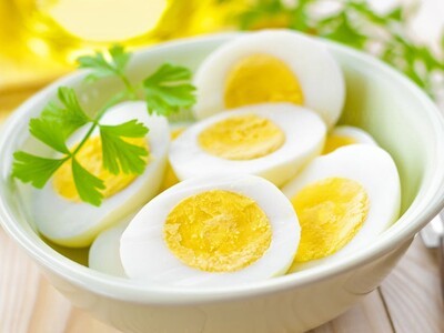 Сколько варить яйца всмятку